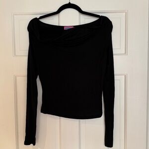 Black long sleev top - basics